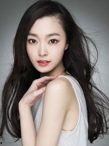 由依资料,探索依资料背后的故事与启示