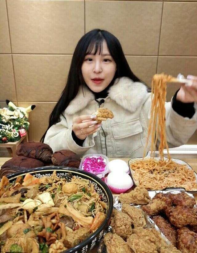 快手大胃猫妹妹资料,美食探索者的美食之旅