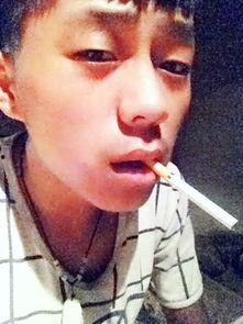 网红希子是谁,从网络红人到时尚偶像的蜕变之路